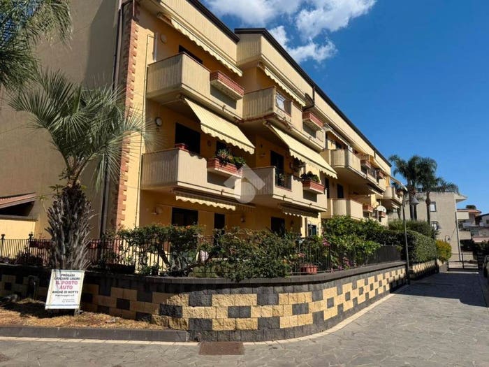 Appartamento bilocale in vendita in Via Spiaggia, Centro, Mascali