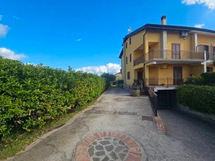 Casa con 6 locali in vendita in Via Spinarete, Castelnuovo Cilento