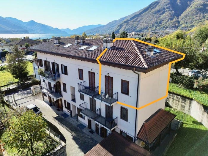 Appartamento bilocale in vendita in Via Giussanico, San Gregorio, Gravedona ed Uniti