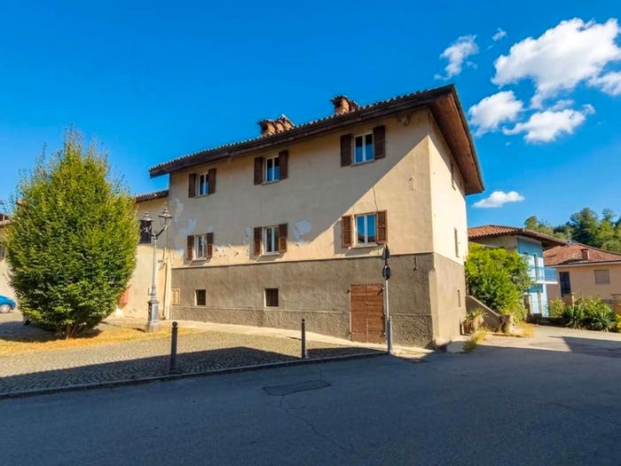 Casa in vendita in Dogliani