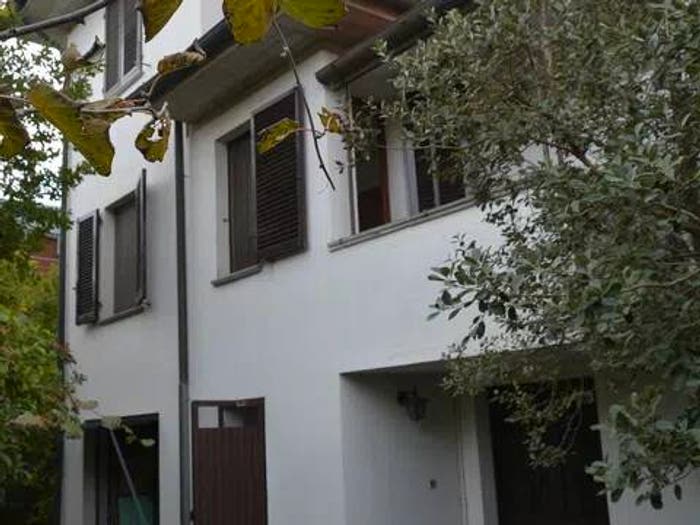 Casa con 6 locali in vendita in Porta a Lucca, Pisa
