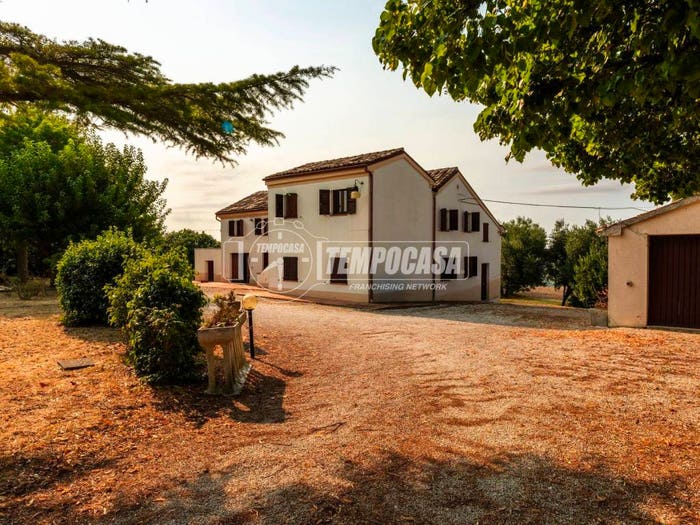 Casa con 5 locali in vendita in Località Serralta, Montecassiano