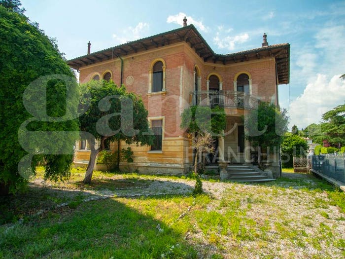 Casa con 5 locali in vendita in VIA DIAZ, Centro, Conegliano