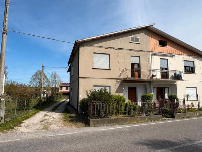 Casa con 6 locali in vendita in Borgo Veneto