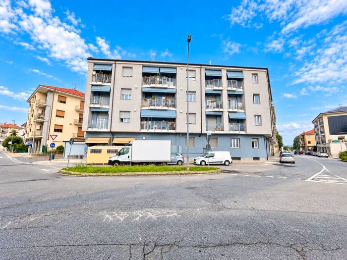 Appartamento bilocale in vendita in Via F Gabotto, Centro, Bra