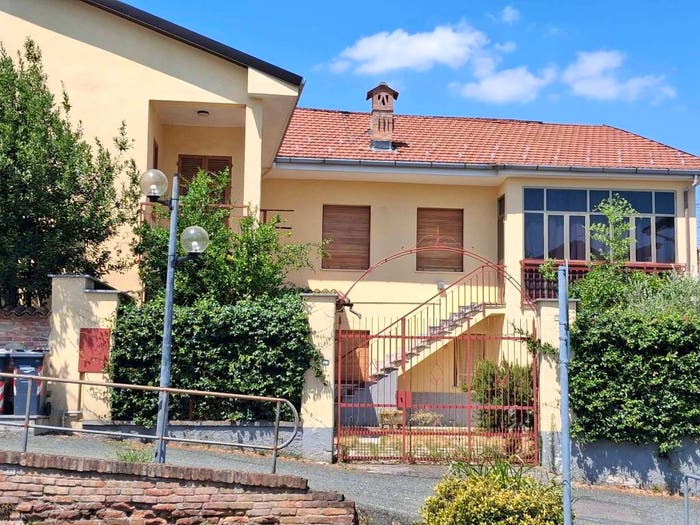 Casa con 5 locali in vendita in via Cavour, Centro, Capriata d'Orba