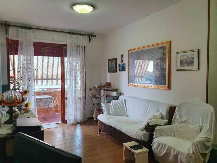 Appartamento con 5 locali in vendita in San Tommaso Tre Archi, Fermo