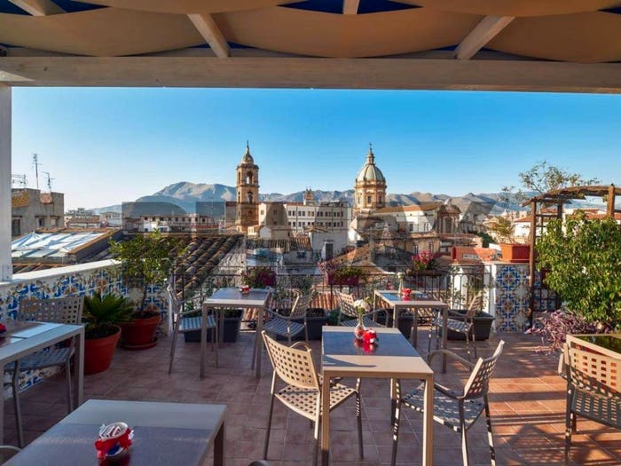 Casa con 6 locali in vendita in Via Dell'università, Cassaro, Palermo