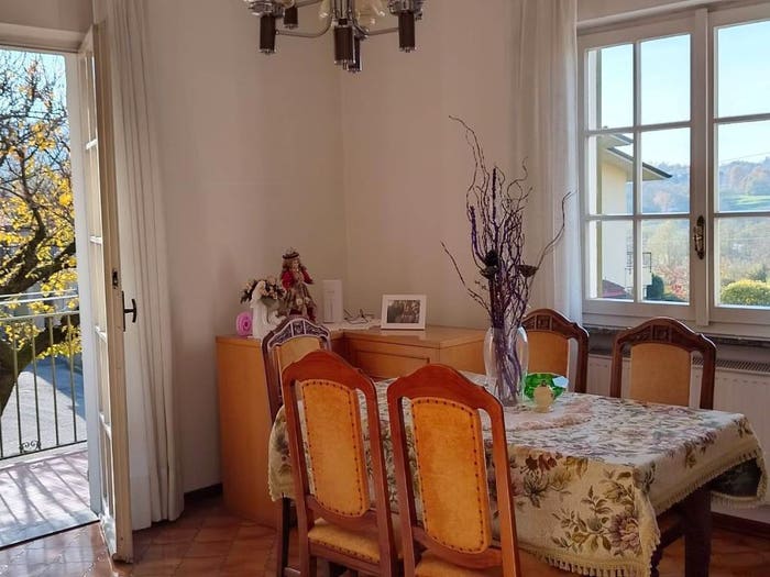 Appartamento trilocale in vendita in Via Valmara, Castello di Brianza