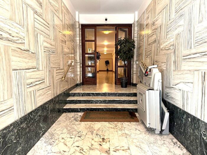 Appartamento quadrilocale in vendita in Via Pietro Fedele, Appio Latino, Roma