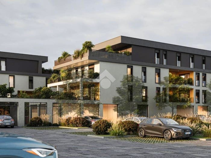Appartamento con 5 locali in vendita in Viale Francesco Crispi, Centro, Orzinuovi