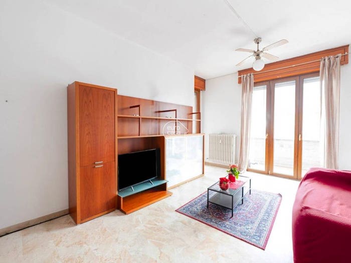 Appartamento trilocale in vendita in Via Alessandro Volta, Centro, Cassina de' Pecchi