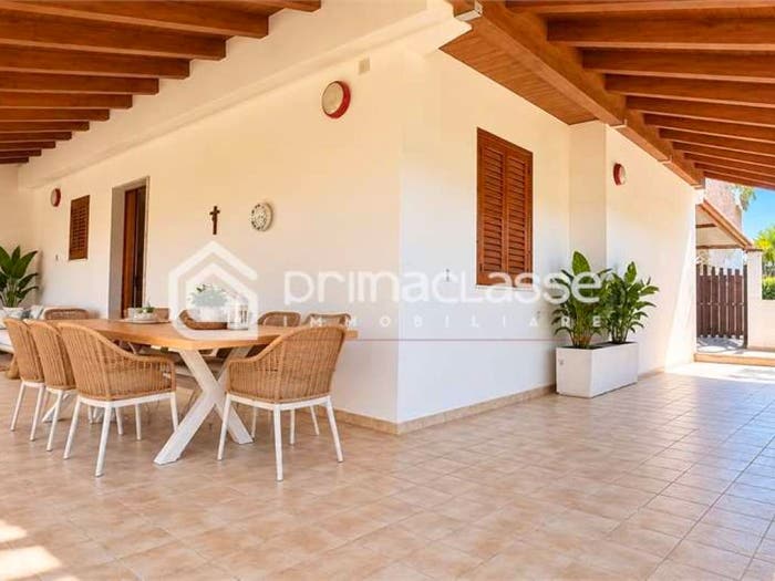 Casa quadrilocale in vendita in Santa Maria Del Focallo, Ispica