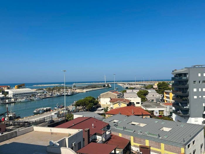 Casa quadrilocale in vendita in Piazza della Marina, Porta Nuova, Pescara