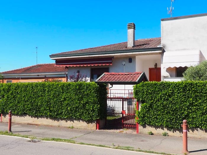 Casa trilocale in vendita in Via Casirate, Cascine San Pietro, Cassano d'Adda