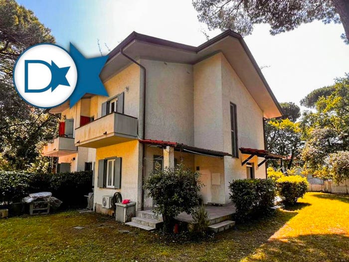 Casa con 6 locali in vendita in Via Francesco Ferrucci, Vittoria Apuana, Forte dei Marmi