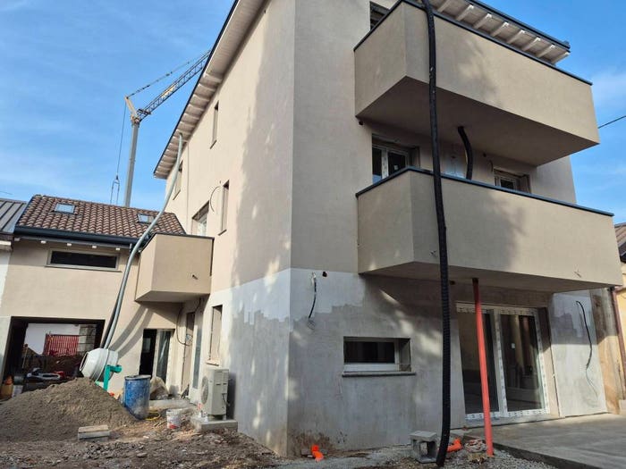 Appartamento trilocale in vendita in Corso della Libertà, Cesano Maderno