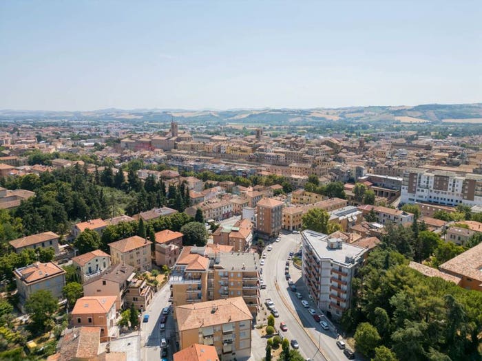Appartamento con 6 locali in vendita in viale papa giovanni ventitreesimo, San Francesco Papa Giovanni XXIII, Jesi