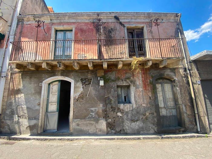 Casa con 6 locali in vendita in Via Mario Rapisardi, Centro, Giarre