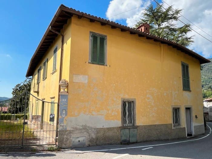 Casa con 6 locali in vendita in Via Alcide De Gasperi, Almenno San Bartolomeo