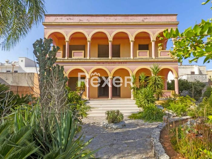 Casa con 6 locali in vendita in Via San Vincenzo, Centro, Gagliano del Capo