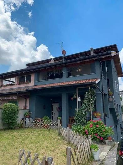 Casa quadrilocale in vendita in Via Ruggero Leoncavallo, Canegrate