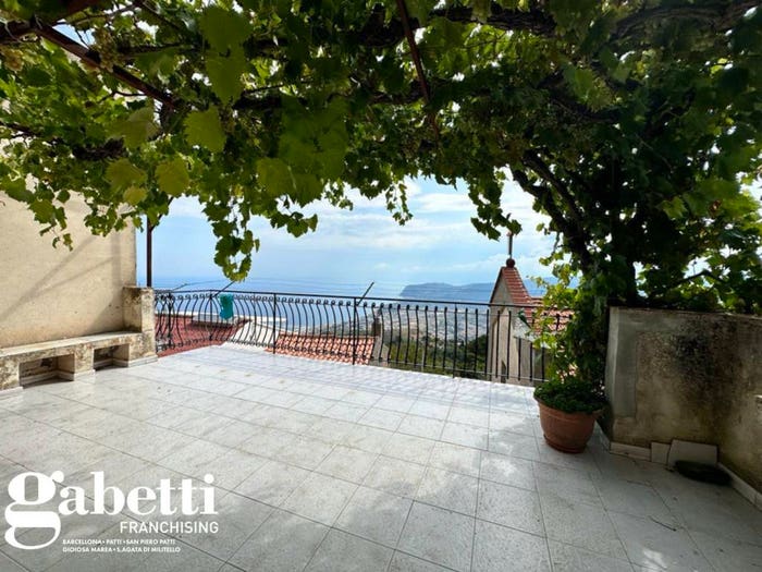 Casa con 5 locali in vendita in VIA SAN TEODORO SNC, Sorrentini, Patti
