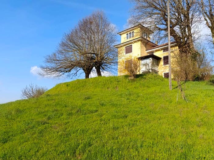 Casa con 6 locali in vendita in Viale dei Giardini, Centro, Lerma