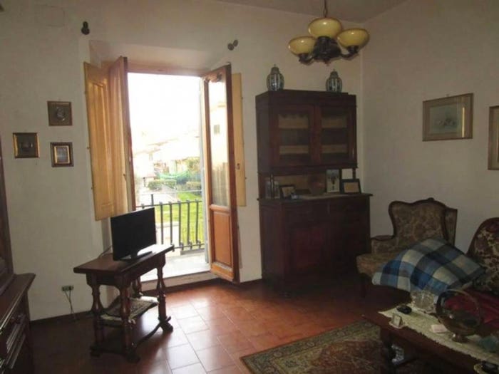 Appartamento con 5 locali in vendita in Levane, Montevarchi