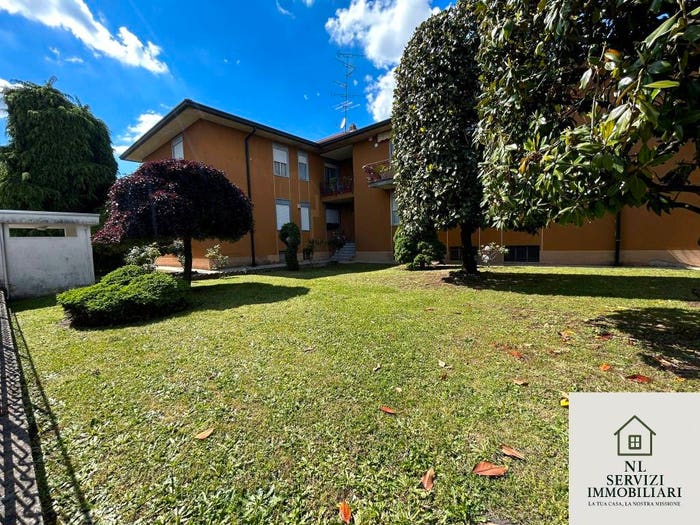 Appartamento quadrilocale in vendita in Via Donatello, Cassano Magnago