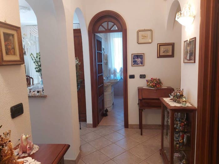 Appartamento quadrilocale in vendita in Via Piani, Centro, Pietra Ligure