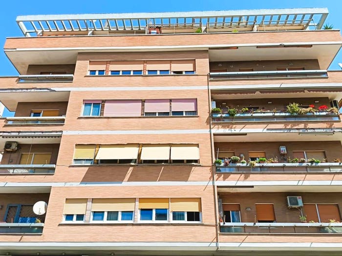 Appartamento trilocale in vendita in Viale Ammiraglio del Bono, Ostia Levante, Roma