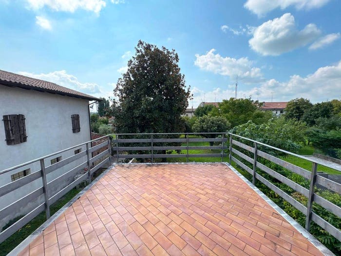 Appartamento con 5 locali in vendita in Piazza Maggio, Centro, Faedis