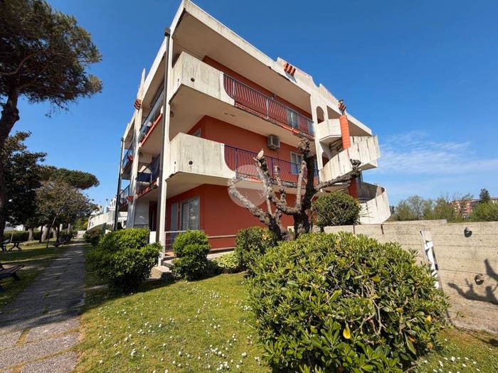 Appartamento trilocale in vendita in Via Delle Nazioni Unite, Isola Verde Ca' Lino, Chioggia