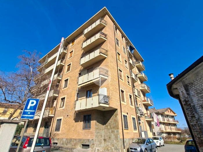 Appartamento trilocale in vendita in Corso Laghi, Centro, Avigliana
