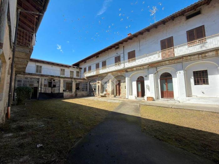 Casa con 6 locali in vendita in Via Mazzini, Centro, Crescentino