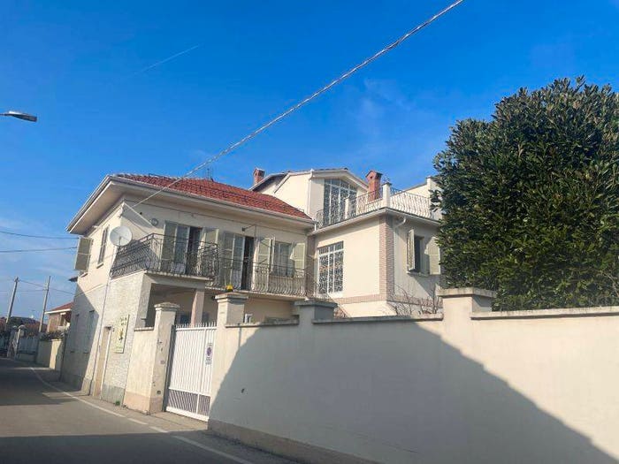 Casa con 6 locali in vendita in Via Pietro Sola Vescovo, San Bernardo San Giovanni, Carmagnola