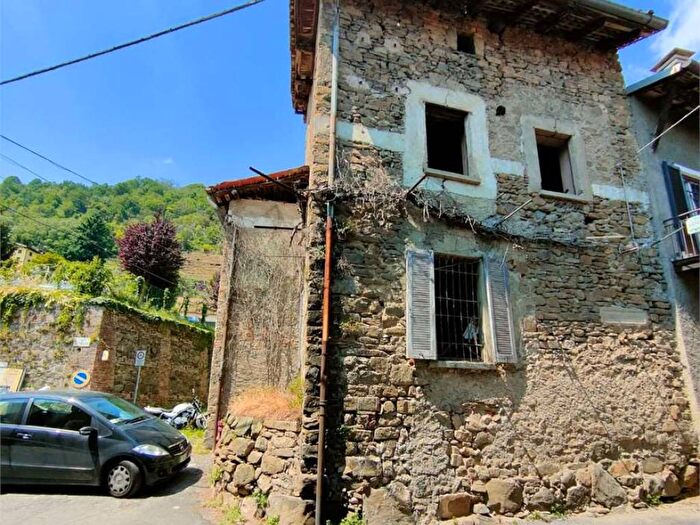 Casa con 6 locali in vendita in Canova San Zeno, Olgiate Molgora