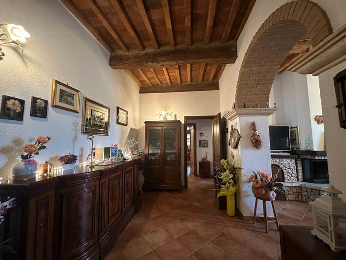 Appartamento con 5 locali in vendita in Via Cesare Battisti, Centro, Campagnatico