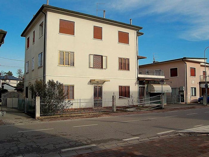 Casa con 6 locali in vendita in Via Martiri della Libertà, Centro, Carmignano di Brenta