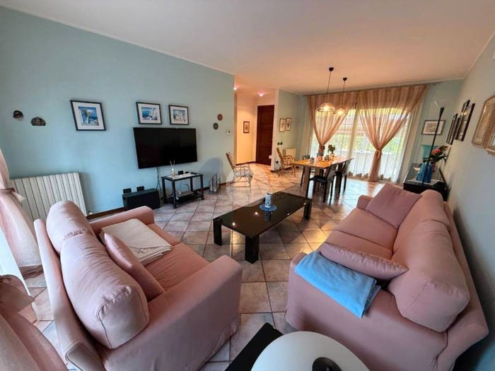 Casa con 6 locali in vendita in Via Londra, Centro, Vigonza