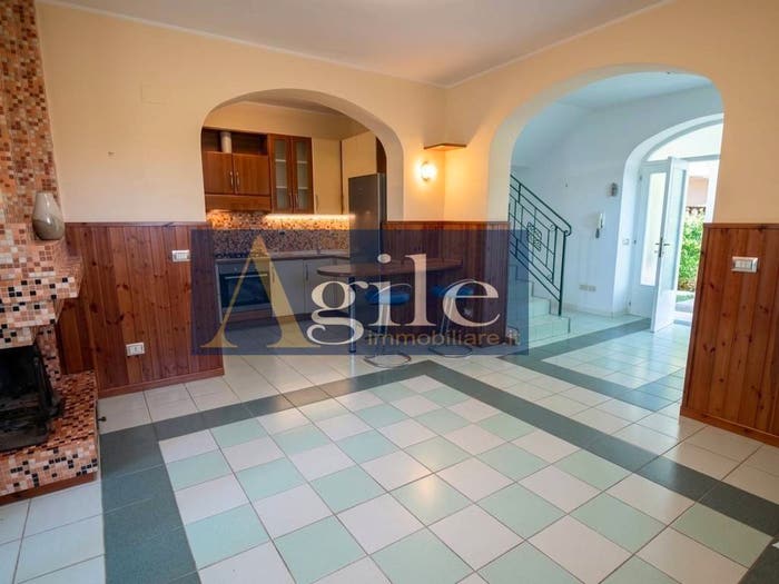 Casa con 6 locali in vendita in VIA SALARIA SANT'ANNA, Monteprandone