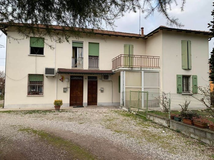 Casa quadrilocale in vendita in Via Provinciale Superiore, Frazioni di Molinella, Molinella