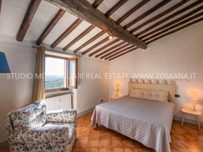 Appartamento trilocale in vendita in Via Chiantigiana, Centro, Castellina in Chianti