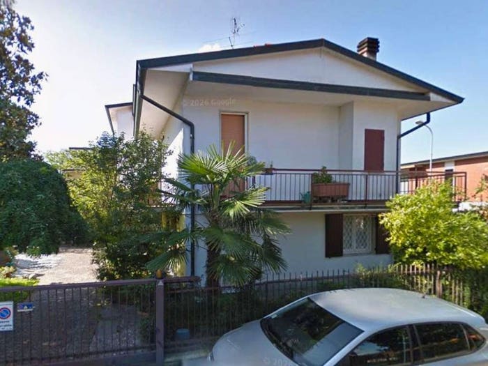 Casa con 6 locali in vendita in Via Oldrini, Centro, Dovera