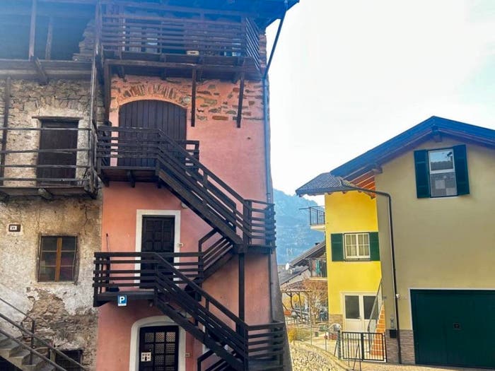 Casa bilocale in vendita in Centro, Tenna
