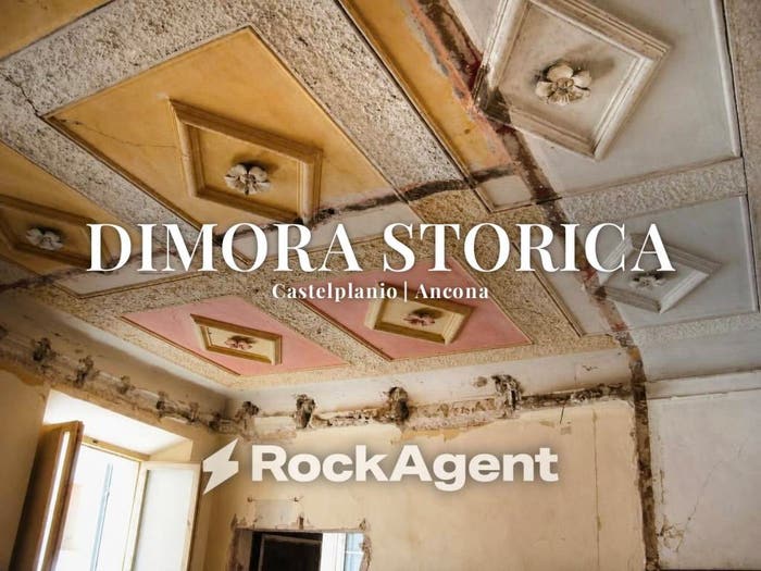 Casa con 6 locali in vendita in Via Sabatucci, Centro, Castelplanio