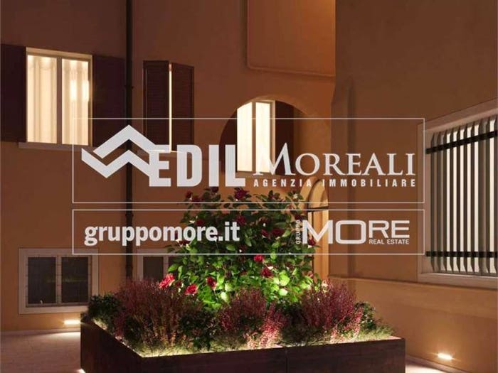 Appartamento con 5 locali in vendita in VIA COLTELLINI, Centro Storico, Modena