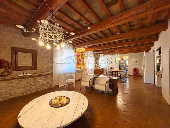Casa con 5 locali in vendita in Via raffaello, San Lorenzo in Campo