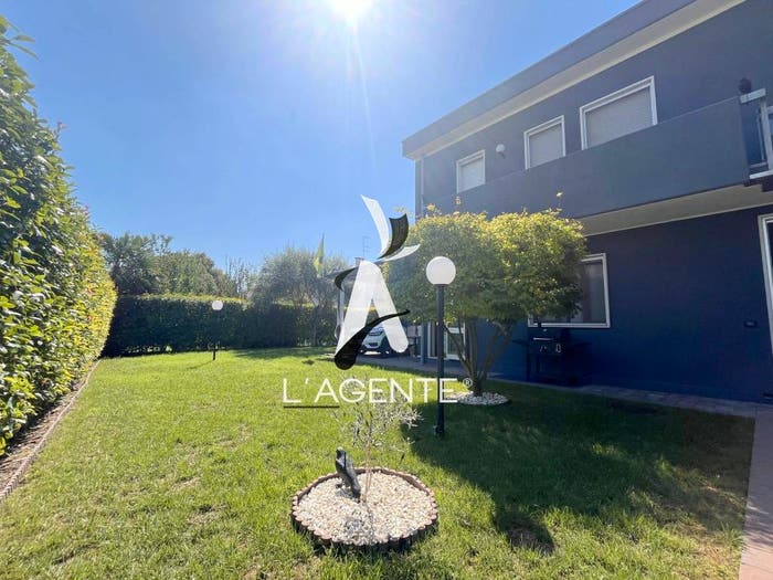 Appartamento con 6 locali in vendita in Via Giuseppe Mazzini, Mira Taglio, Mira
